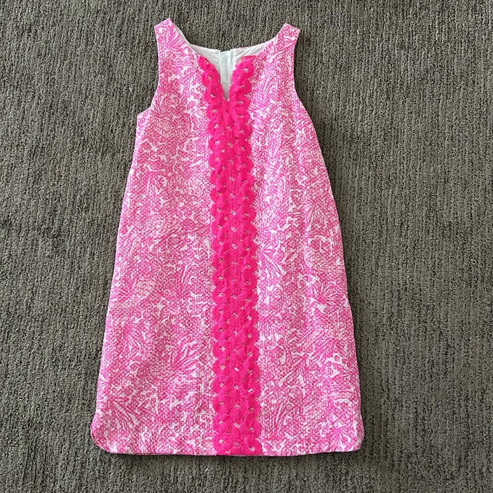 Girls dress